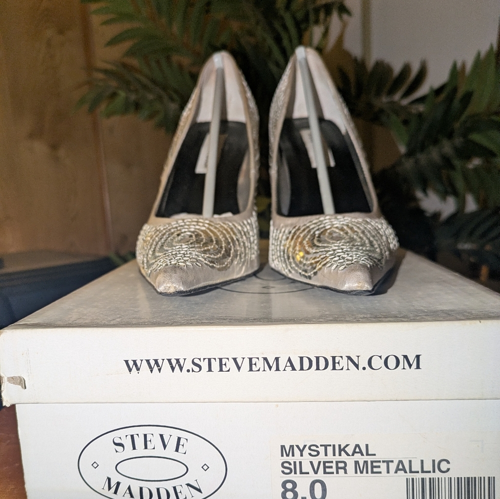 Steve Madden Mystikal Silver Metallic Heels
